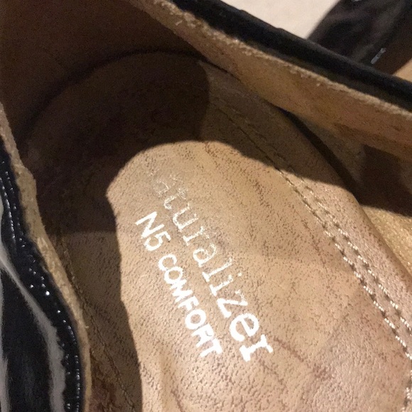Naturalizer black Flats - Picture 2 of 3